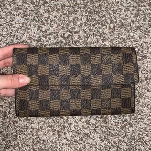 Authentic Louis Vuitton Wallet